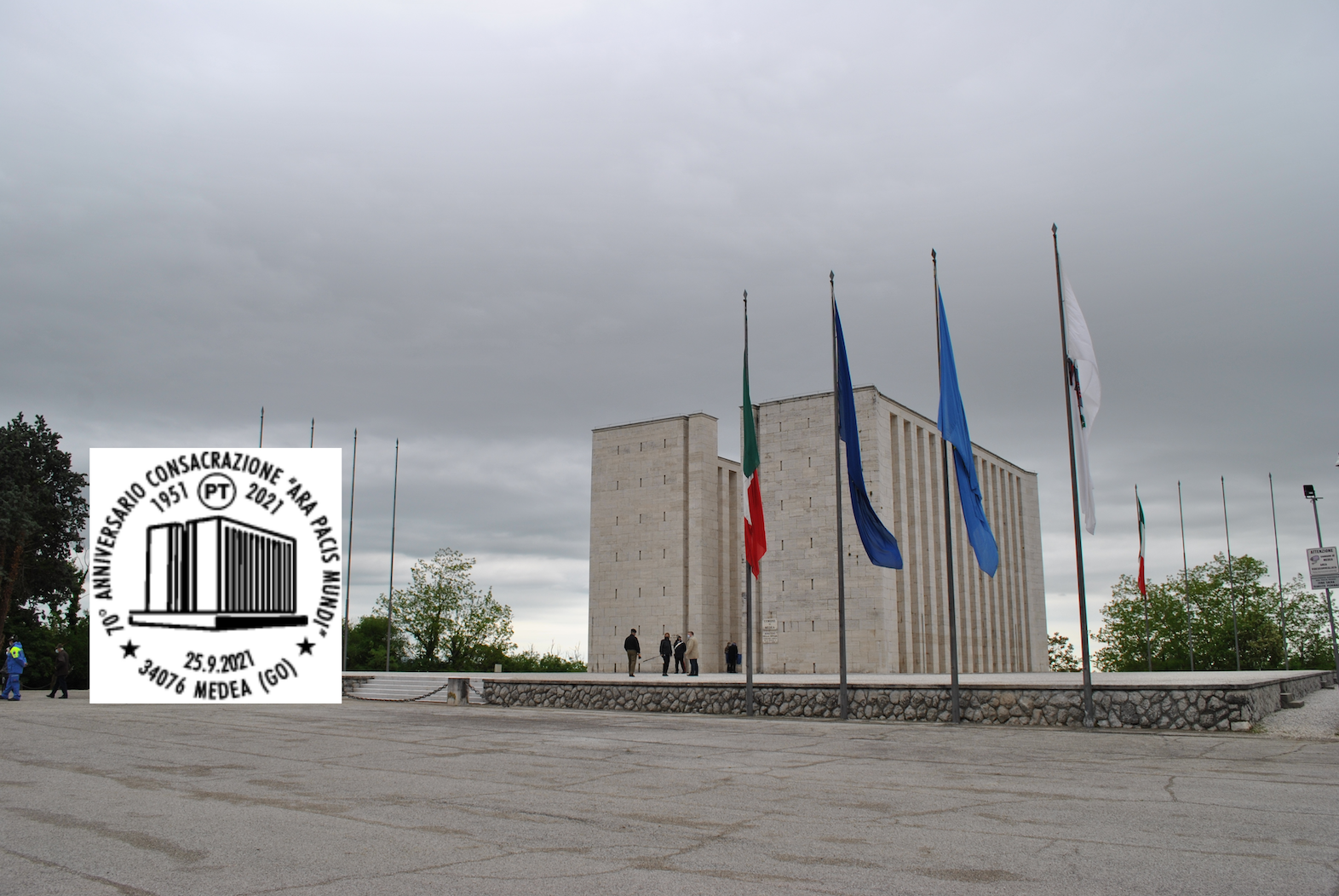 Copertina per La memoria dei caduti in guerra a Medea, Poste celebra l'Ara Pacis